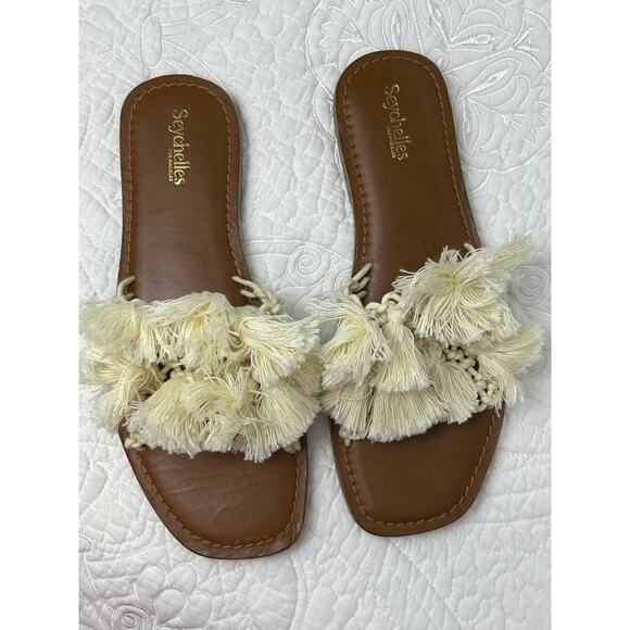 Seychelles Women's Size 7 White/Tan Slip on Fabric Pompom Flat Sandals Comfort - Picture 9 of 11